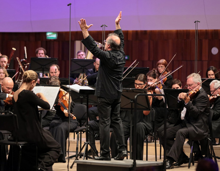 На концертах РНО